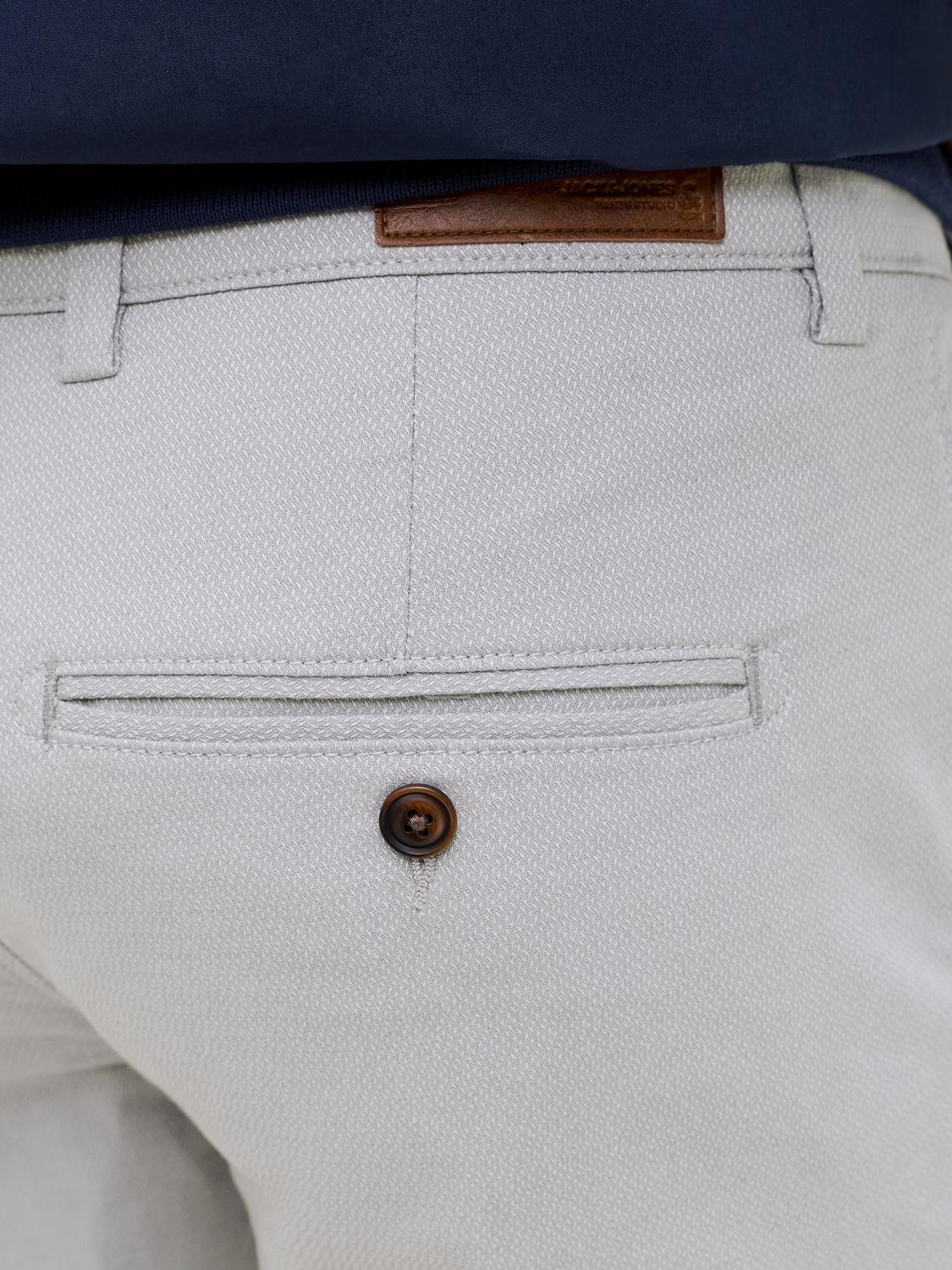 model_shot-detail